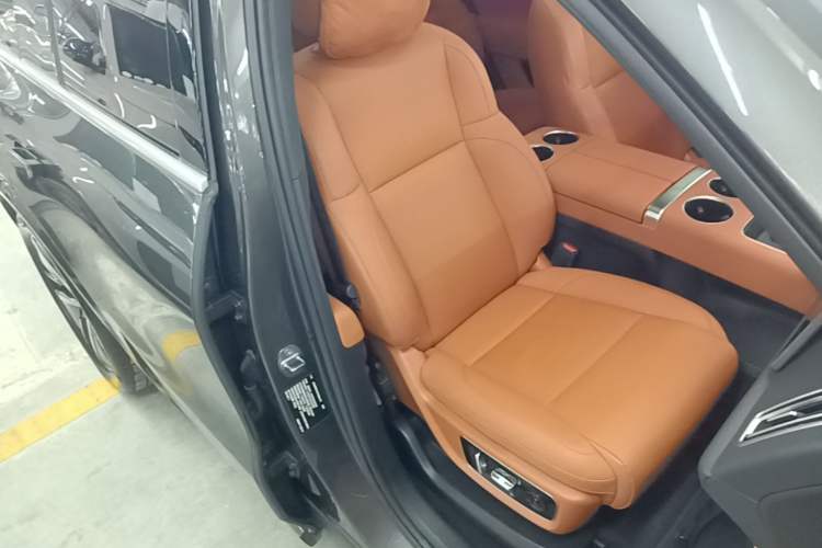 Used Li Auto L8 2024 Pro Model Right Front Seat