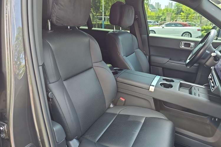 Used Li Auto L8 2024 Pro Model Right Front Seat