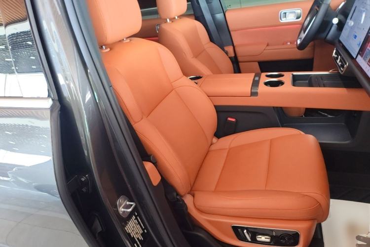 Used Li Auto L8 2024 Max Right Front Seat