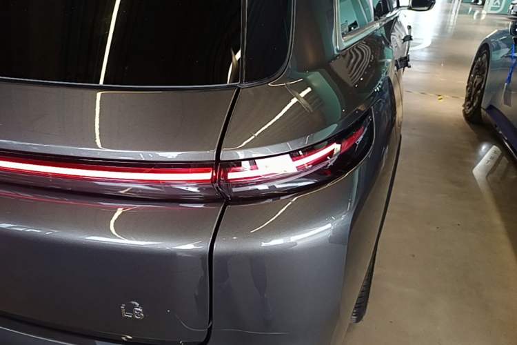 Used Li Auto L8 2024 Max Right Rear Taillight