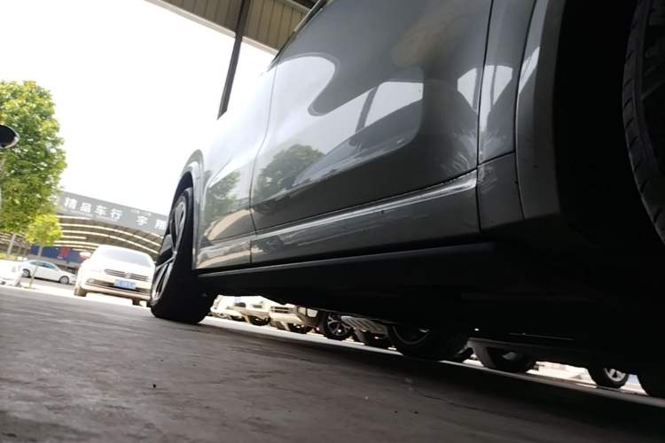 Used Li Auto L8 2024 Ultra Model Right Side Sill