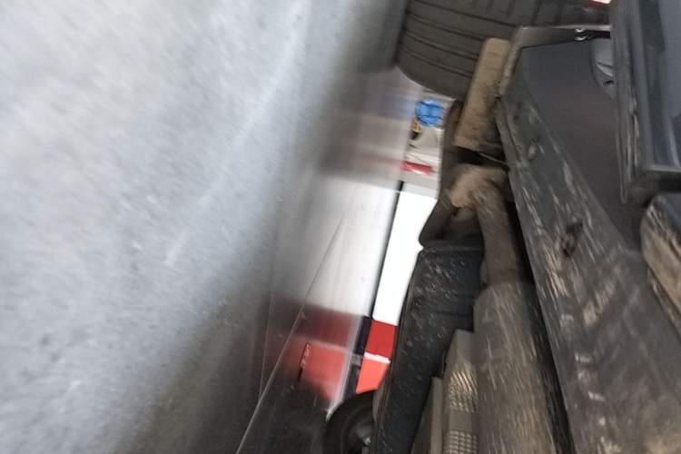 Used Li Auto L8 2024 Pro Model Right Side Sill
