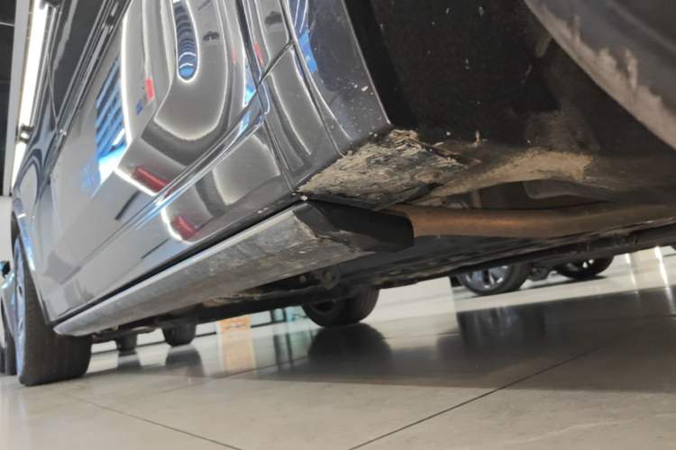 Used Li Auto L8 2024 Max Right Side Sill
