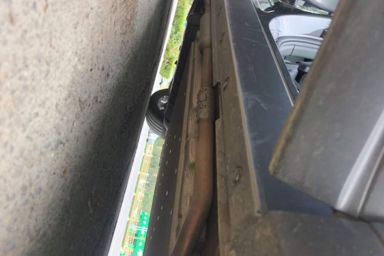 Used Li Auto L8 2024 Ultra Model Right Side Sill