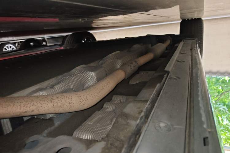 Used Li Auto L8 2024 Ultra Model Right Side Sill