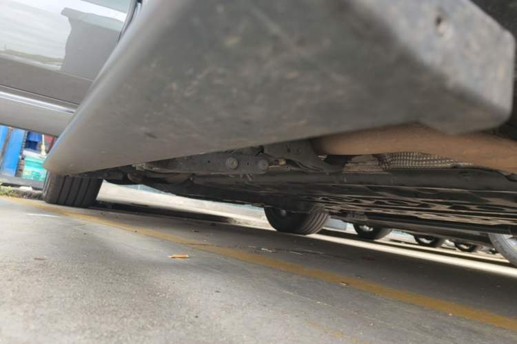 Used Li Auto L8 2024 Pro Model Right Side Sill