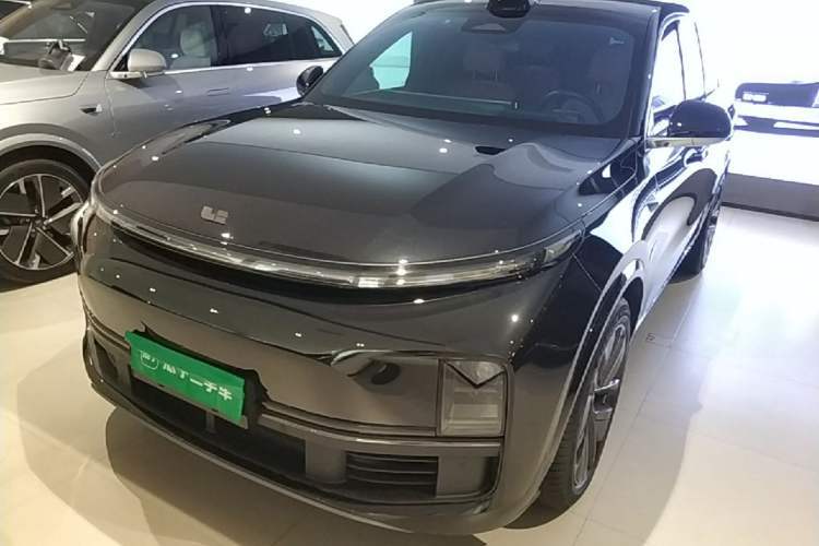 Ojetý Li Auto L8 2024 Ultra Model Guazi used car, China used car export, Used car for sale, Used cars, Cheapest cars for sale