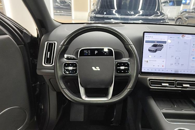 Used Li Auto L8 2024 Pro Model Steering Wheel