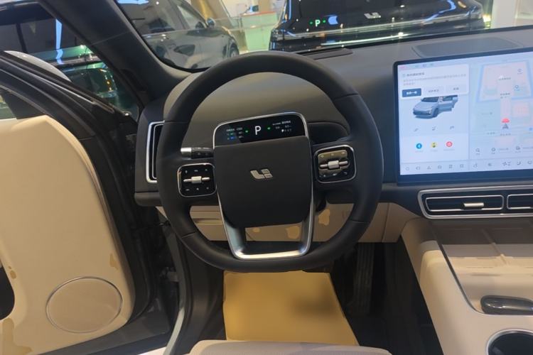Used Li Auto L8 2024 Ultra Model Steering Wheel