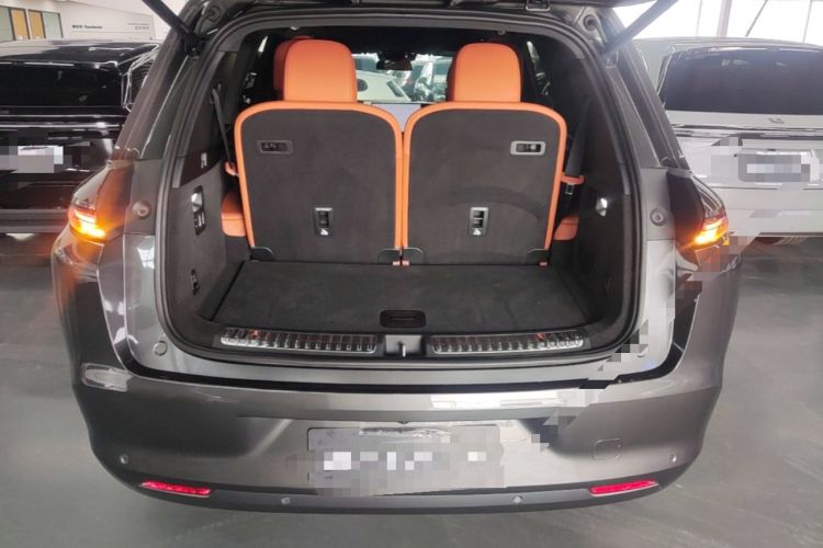 Used Li Auto L8 2024 Max Trunk