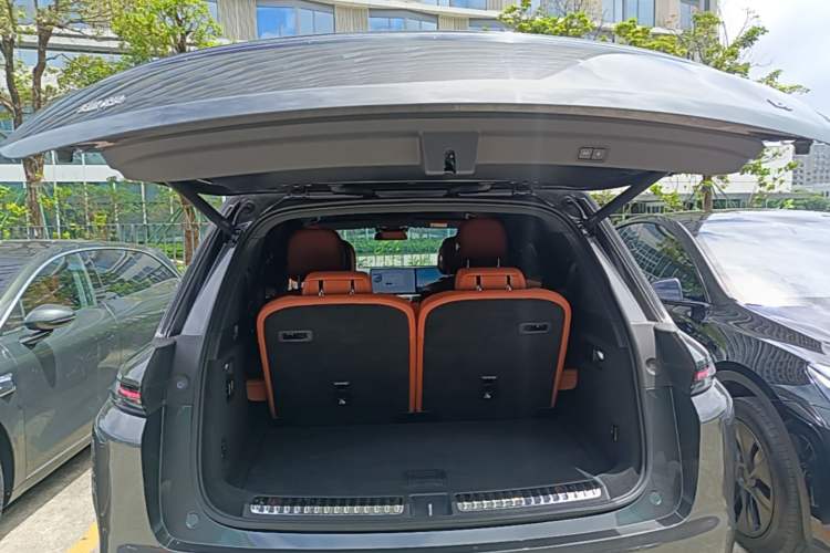 Used Li Auto L8 2024 Max Trunk