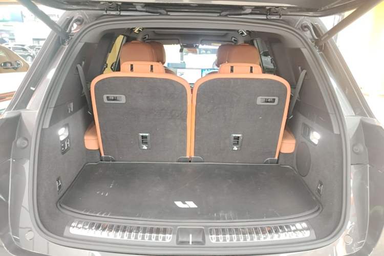 Used Li Auto L8 2024 Max Trunk