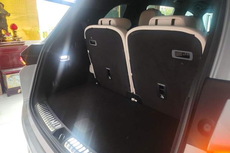 Used Li Auto L8 2024 Max Trunk