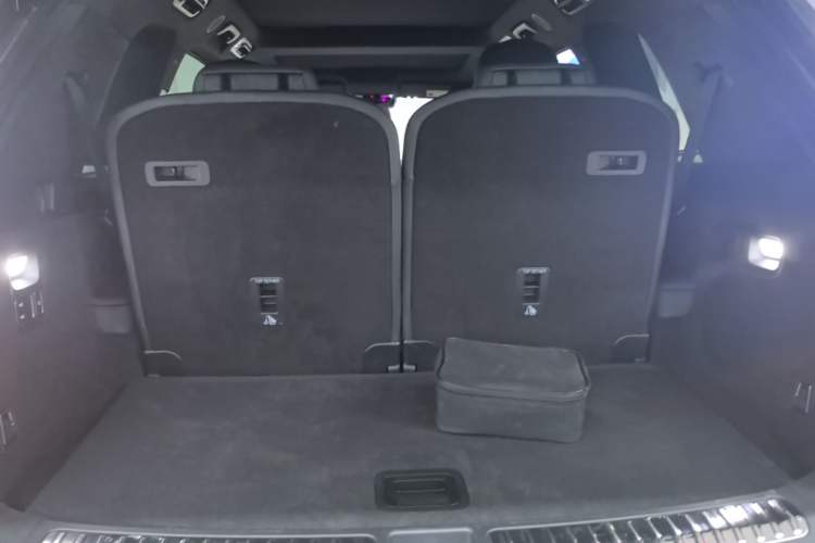 Used Li Auto L8 2024 Max Trunk
