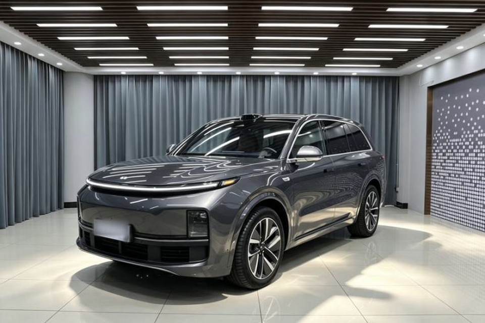 Li Auto L8 2024