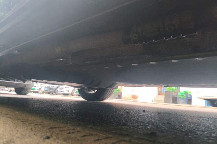 Used Li Auto L8 2024 Pro Model Chassis Front Right