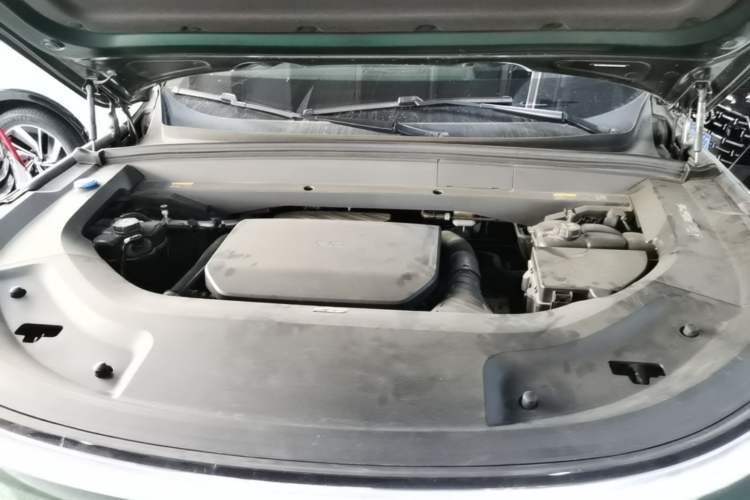 Used Li Auto L8 2024 Ultra Model Engine Bay