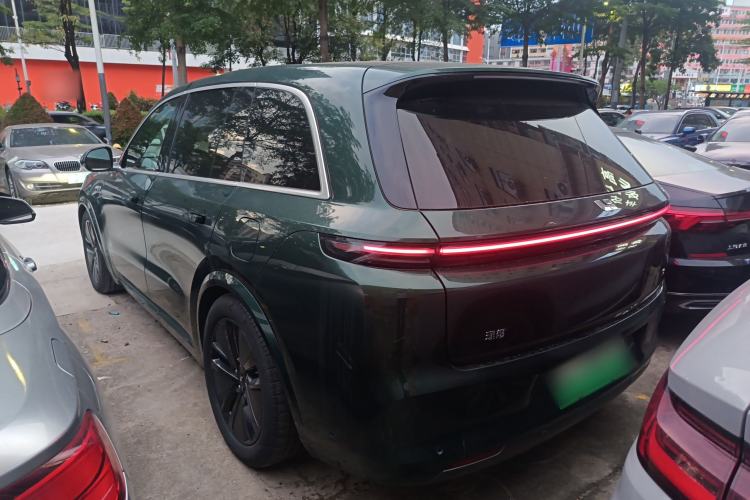 Used Li Auto L8 2024 Max Exterior 4
