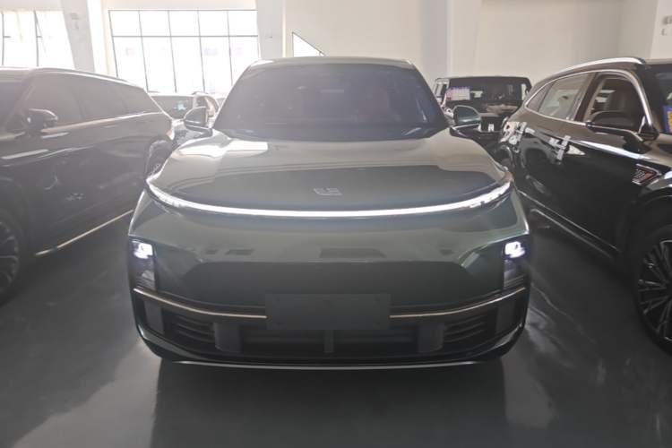 Used Li Auto L8 2024 Pro Model Front