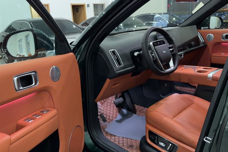 Used Li Auto L8 2024 Max Interior 1