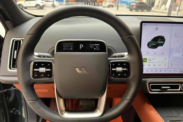 Used Li Auto L8 2024 Pro Model Interior 2