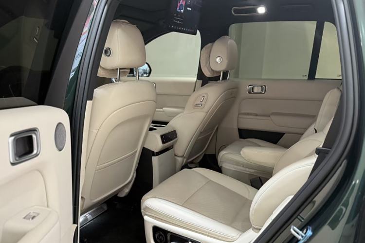 Used Li Auto L8 2024 Ultra Model Interior 6