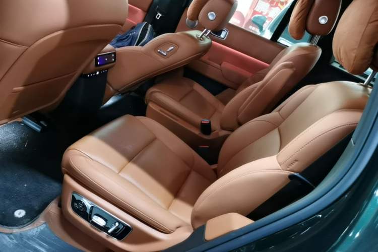 Used Li Auto L8 2024 Ultra Model Left Rear Seat
