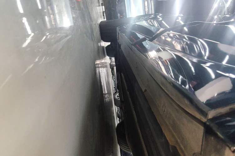 Used Li Auto L8 2024 Max Left Side Sill
