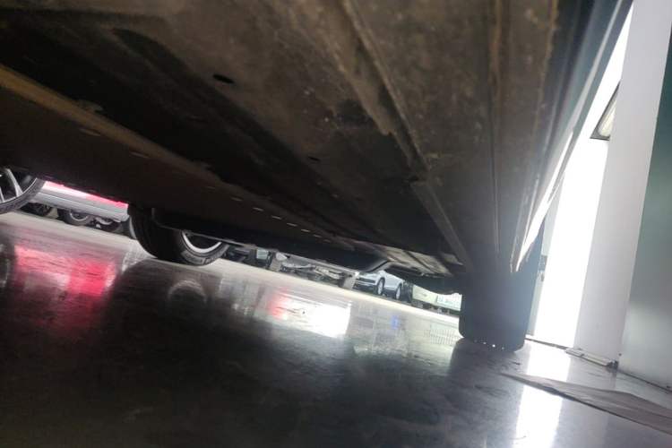 Used Li Auto L8 2024 Pro Model Left Side Sill