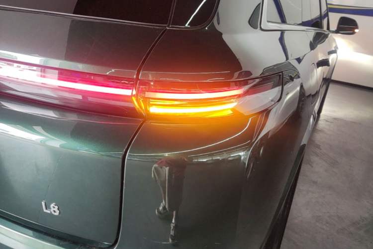Used Li Auto L8 2024 Pro Model Right Rear Taillight