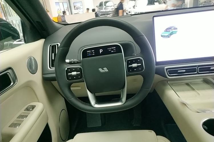 Used Li Auto L8 2024 Ultra Model Steering Wheel