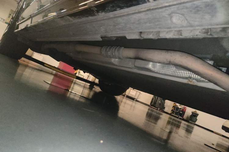 Used Li Auto L8 2024 Ultra Model Chassis Front Right