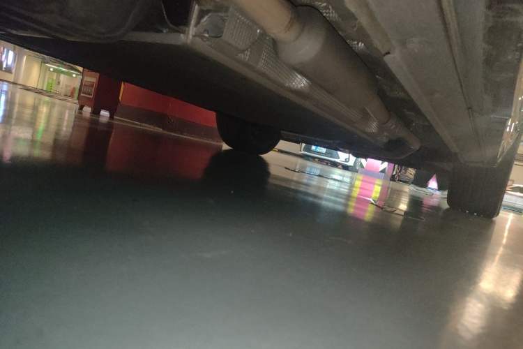Used Li Auto L8 2024 Ultra Model Chassis Rear Right