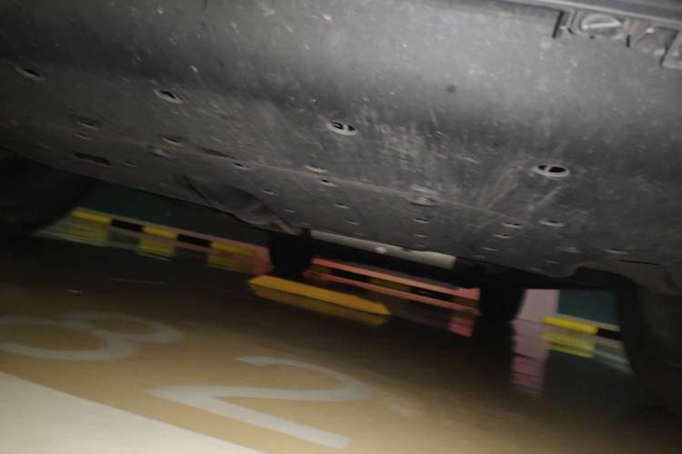 Used Li Auto L8 2024 Pro Model Chassis Front