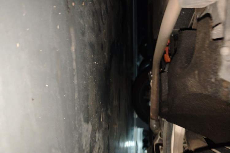 Used Li Auto L8 2024 Ultra Model Chassis Front Right