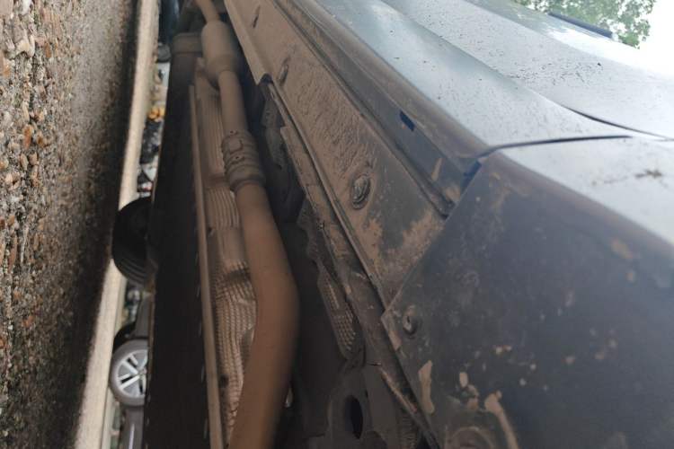 Used Li Auto L8 2024 Max Chassis Front Right
