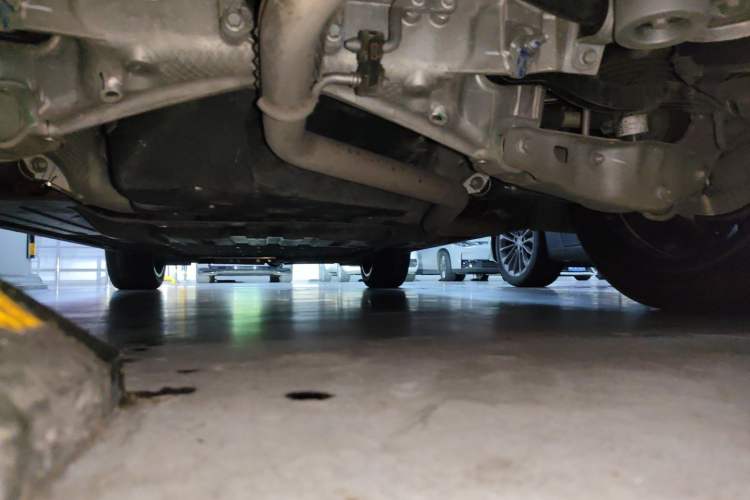 Used Li Auto L8 2024 Ultra Model Chassis Rear