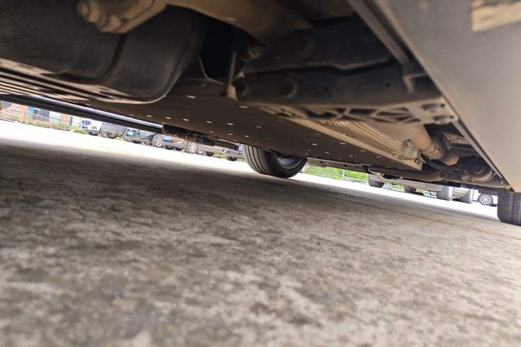 Used Li Auto L8 2024 Ultra Model Chassis Rear Right