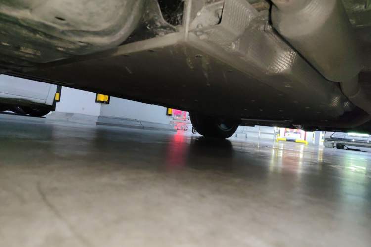 Used Li Auto L8 2024 Ultra Model Chassis Rear Right