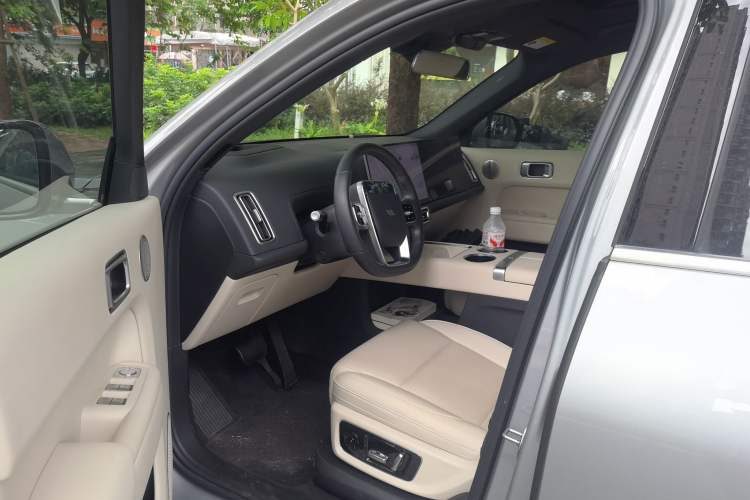 Used Li Auto L8 2024 Ultra Model Driver Seat