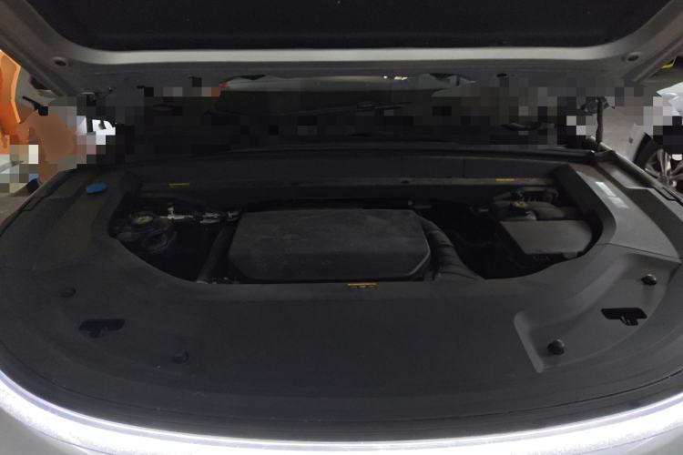 Used Li Auto L8 2024 Max Engine Bay