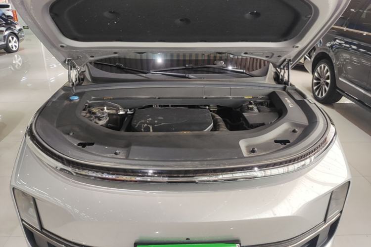 Used Li Auto L8 2024 Max Engine Bay