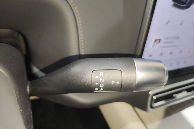 Used Li Auto L8 2024 Max Gear Lever