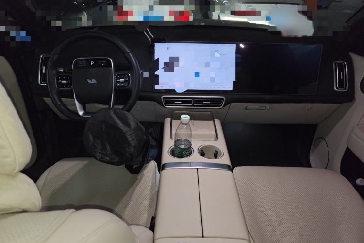Used Li Auto L8 2024 Max Interior 2