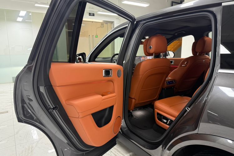 Used Li Auto L8 2024 Max Interior 4