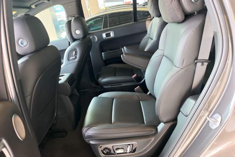 Used Li Auto L8 2024 Pro Model Left Rear Seat