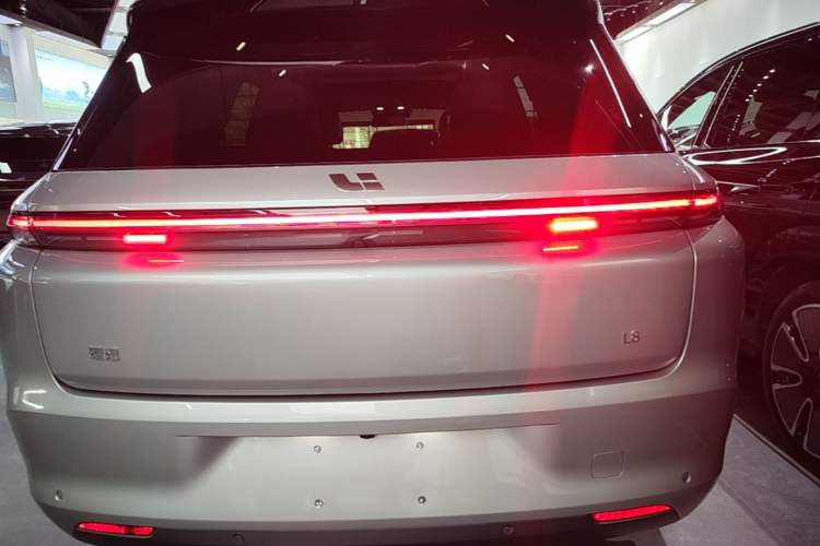 Used Li Auto L8 2024 Max Rear