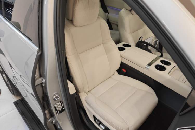 Used Li Auto L8 2024 Max Right Front Seat