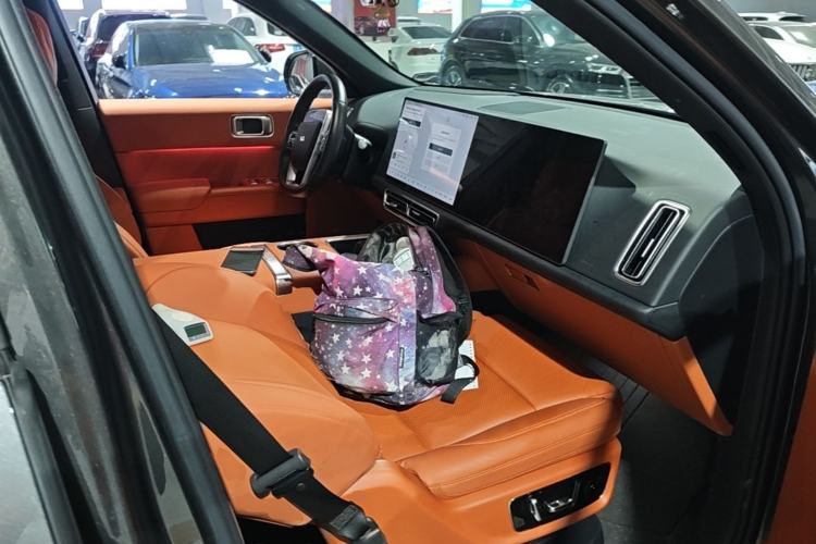 Used Li Auto L8 2024 Max Right Front Seat