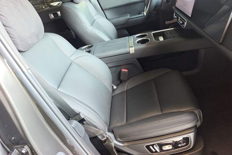 Used Li Auto L8 2024 Pro Model Right Front Seat